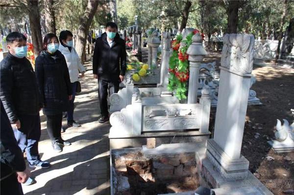 对潮白陵园清明祭扫服务表示肯定